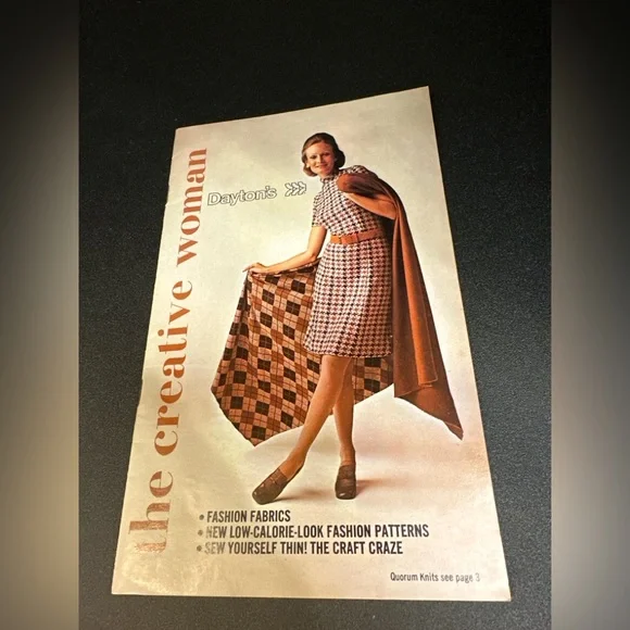1971 Singer Fashion Catalog + Dayton’s The Creative Woman Vintage Sewing Lot - Picture 2 of 5